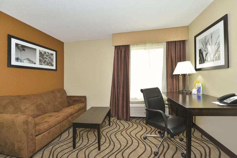 Hotel Western Indy South Greenwood
