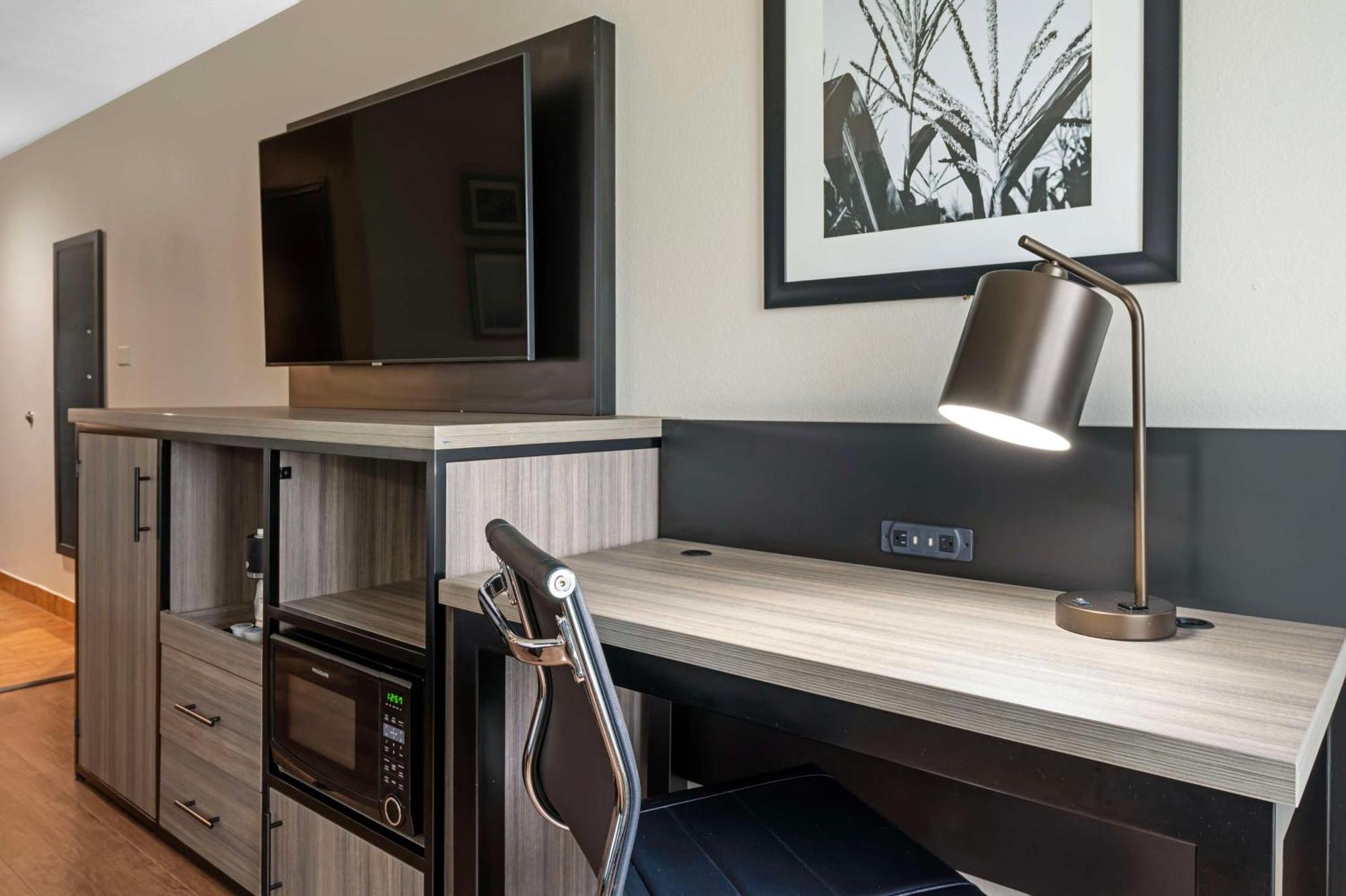 Hotel Best Western Plus Indy South 3*